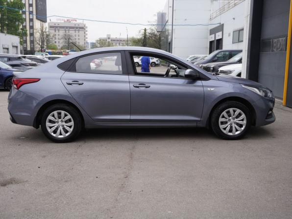 Hyundai Solaris II с пробегом 2017 года, цена 1 463 000 рублей, 70000 км, седан, Автокод Объявления