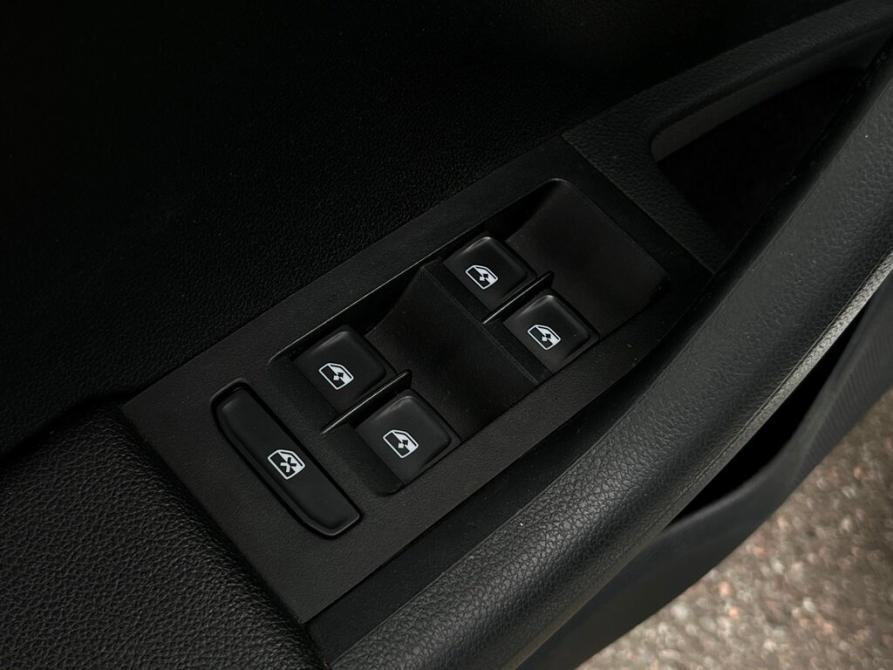 Skoda Octavia III (A7) Рестайлинг Санкт-Петербург  - изображение 19