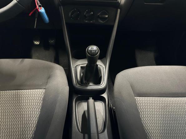 Volkswagen Polo V с пробегом 2012 года, цена 770 000 рублей, 175000 км, седан, Автокод Объявления