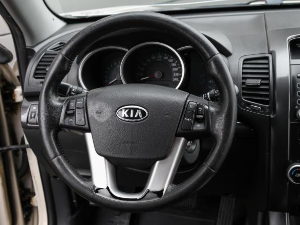 Kia Sorento II с пробегом 2009 года, цена 1 098 000 рублей, 328206 км, внедорожник, Автокод Объявления