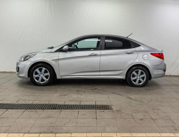Hyundai Solaris I с пробегом 2014 года, цена 840 000 рублей, 146000 км, седан, Автокод Объявления