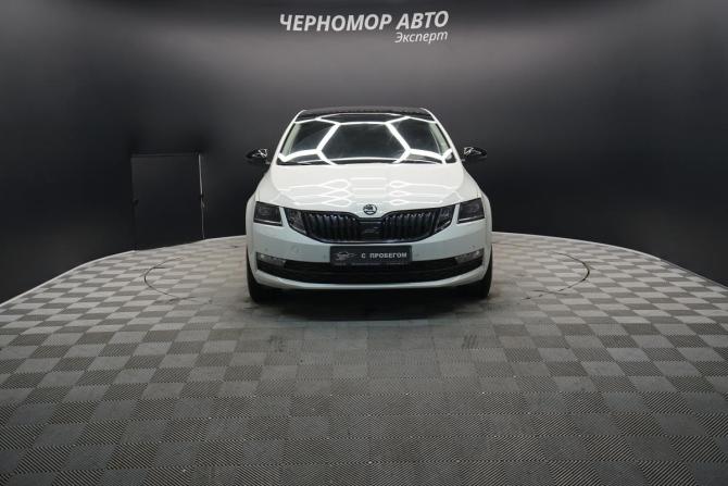Skoda Octavia III (A7) Рестайлинг с пробегом 2017 года, цена 2 050 000 рублей, 182890 км, лифтбек, Автокод Объявления