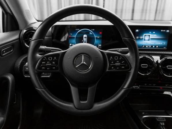 Mercedes-Benz A-Класс IV (W177) с пробегом 2019 года, цена 2 490 000 рублей, 77014 км, седан, Автокод Объявления