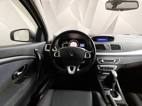 Renault Megane III Рестайлинг с пробегом 2012 года, цена 429 000 рублей, 197673 км, хэтчбек, Автокод Объявления