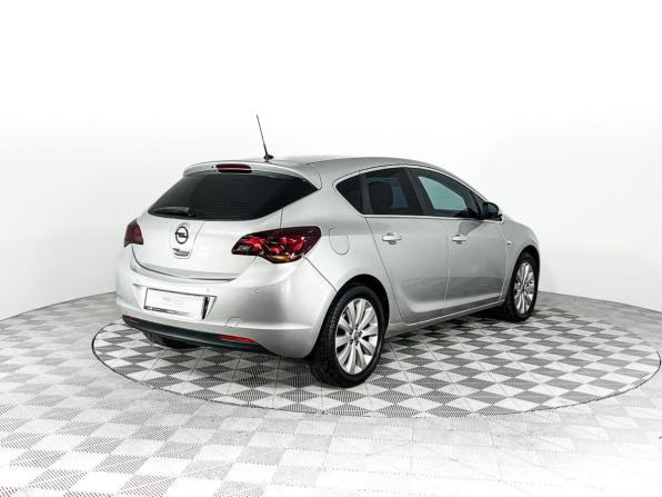 Opel Astra J с пробегом 2011 года, цена 576 800 рублей, 236813 км, хэтчбек, Автокод Объявления