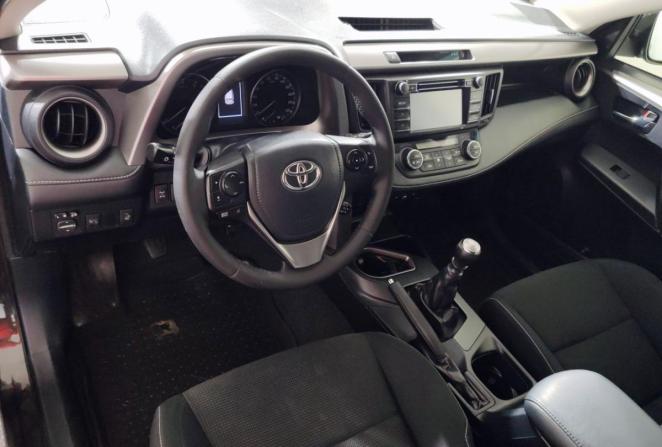 Toyota RAV4 IV (XA40) Рестайлинг с пробегом 2016 года, цена 1 880 000 рублей, 226719 км, внедорожник, Автокод Объявления