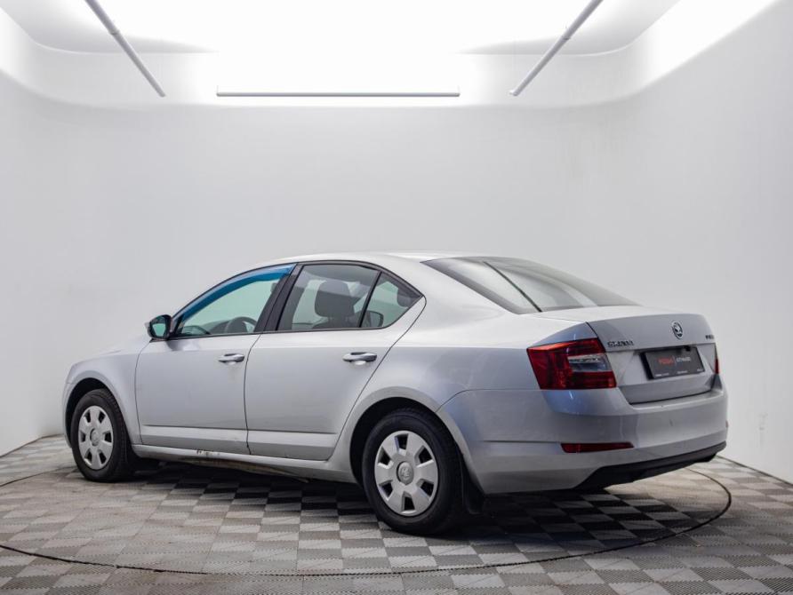 Skoda Octavia III (A7) Москва  - изображение 7