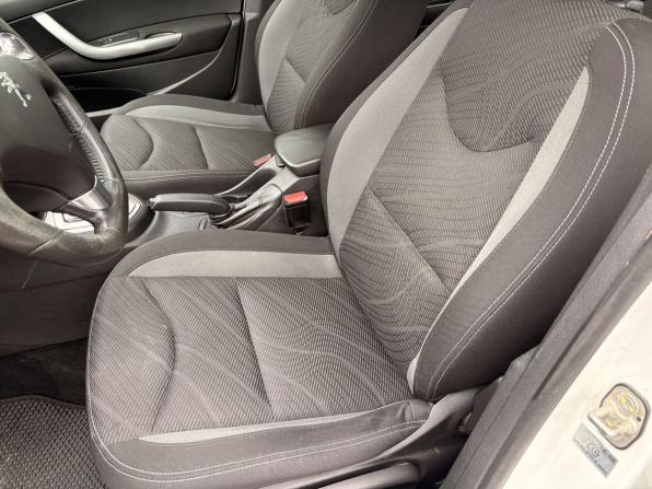 Peugeot 408 I с пробегом 2015 года, цена 739 000 рублей, 125358 км, седан, Автокод Объявления
