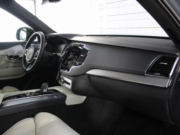 Volvo XC90 II Рестайлинг 1 с пробегом 2021 года, цена 6 275 000 рублей, 39020 км, внедорожник, Автокод Объявления