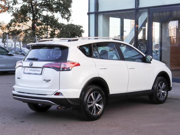Toyota RAV4 IV (XA40) Рестайлинг с пробегом 2017 года, цена 2 229 000 рублей, 153853 км, внедорожник, Автокод Объявления