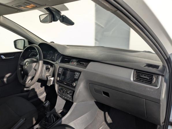 Skoda Rapid I Рестайлинг с пробегом 2019 года, цена 990 000 рублей, 122272 км, лифтбек, Автокод Объявления