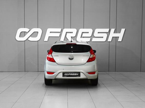 Hyundai Solaris I с пробегом 2013 года, цена 748 000 рублей, 140970 км, хэтчбек, Автокод Объявления