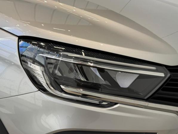 Lada (ВАЗ) Vesta I Рестайлинг (NG) с пробегом 2024 года, цена 1 510 000 рублей, 3352 км, универсал, Автокод Объявления