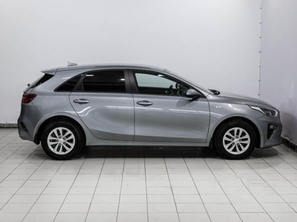 Kia Ceed III с пробегом 2021 года, цена 1 879 000 рублей, 44721 км, хэтчбек, Автокод Объявления