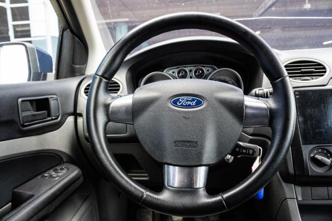 Ford Focus II Рестайлинг с пробегом 2009 года, цена 500 000 рублей, 236270 км, хэтчбек, Автокод Объявления
