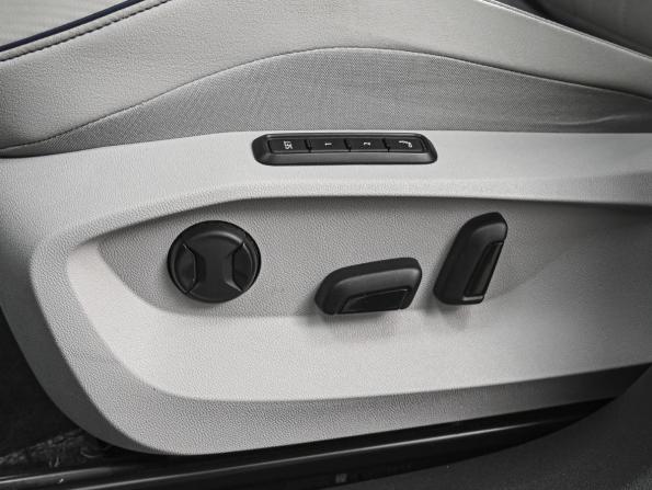 Volkswagen ID.6 с пробегом 2022 года, цена 4 079 000 рублей, 20872 км, внедорожник, Автокод Объявления