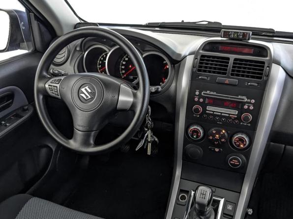 Suzuki Grand Vitara II с пробегом 2006 года, цена 1 000 000 рублей, 85540 км, внедорожник, Автокод Объявления