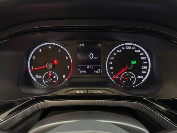 Volkswagen Polo VI с пробегом 2022 года, цена 1 599 000 рублей, 128972 км, лифтбек, Автокод Объявления