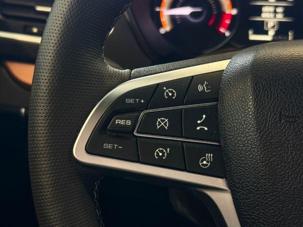 Lada (ВАЗ) Vesta I Рестайлинг (NG) с пробегом 2025 года, цена 1 637 000 рублей, 24918 км, универсал, Автокод Объявления