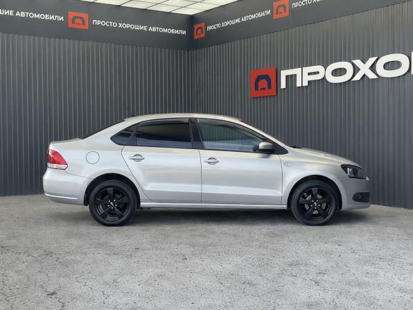 Volkswagen Polo V с пробегом 2013 года, цена 657 000 рублей, 197777 км, седан, Автокод Объявления
