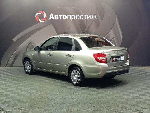 Lada (ВАЗ) Granta I Рестайлинг с пробегом 2019 года, цена 570 000 рублей, 112000 км, седан, Автокод Объявления