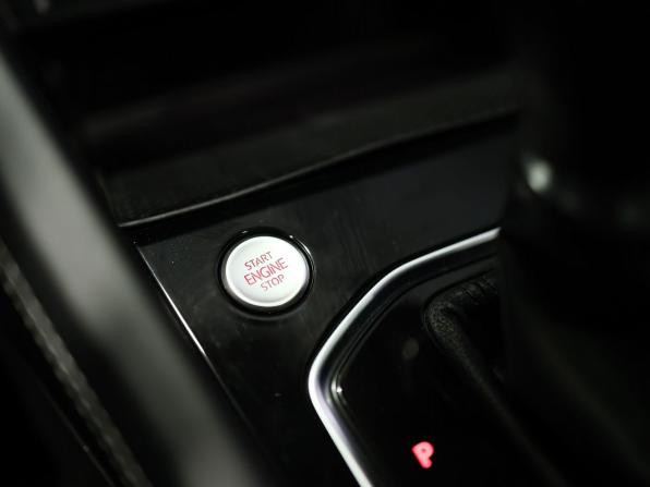 Jetta VS7 I Рестайлинг 1 с пробегом 2023 года, цена 2 199 000 рублей, 60000 км, внедорожник, Автокод Объявления