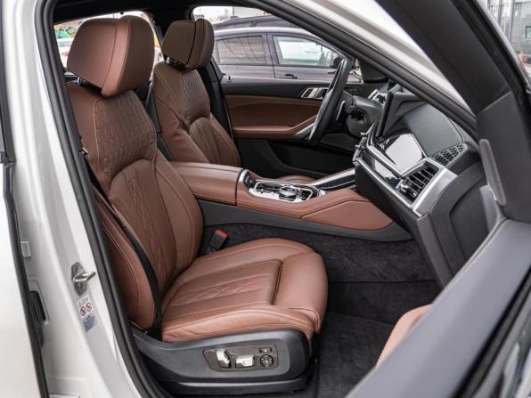 BMW X6 III (G06) Рестайлинг с пробегом 2024 года, цена 13 390 000 рублей, 9558 км, внедорожник, Автокод Объявления