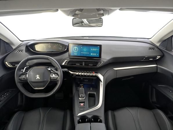 Peugeot 5008 II Рестайлинг с пробегом 2021 года, цена 3 165 000 рублей, 8200 км, внедорожник, Автокод Объявления
