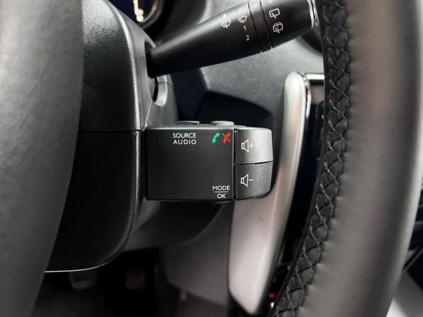 Nissan Terrano III (D10) с пробегом 2019 года, цена 1 445 000 рублей, 38211 км, внедорожник, Автокод Объявления