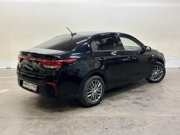 Kia Rio IV с пробегом 2019 года, цена 1 328 000 рублей, 96000 км, седан, Автокод Объявления