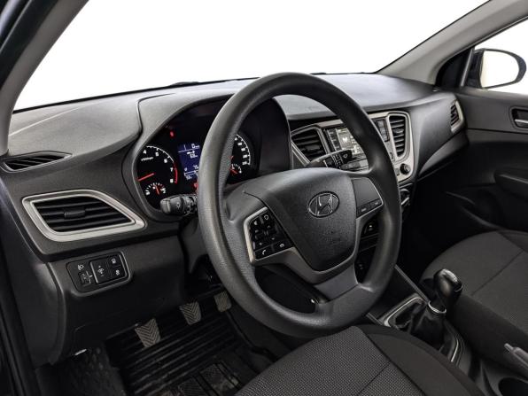 Hyundai Solaris II Рестайлинг с пробегом 2021 года, цена 1 475 000 рублей, 78092 км, седан, Автокод Объявления