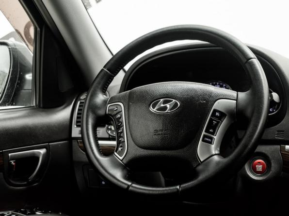 Hyundai Santa Fe II Рестайлинг с пробегом 2012 года, цена 1 350 000 рублей, 237158 км, внедорожник, Автокод Объявления