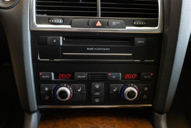 Audi Q7 I (4L) Рестайлинг с пробегом 2011 года, цена 1 729 000 рублей, 245067 км, внедорожник, Автокод Объявления