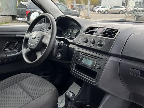 Skoda Fabia II Рестайлинг с пробегом 2012 года, цена 725 000 рублей, 106000 км, хэтчбек, Автокод Объявления