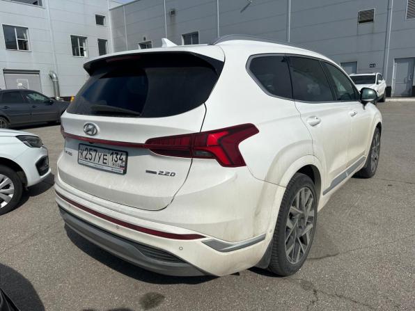 Hyundai Santa Fe IV Рестайлинг с пробегом 2022 года, цена 3 995 000 рублей, 49797 км, внедорожник, Автокод Объявления