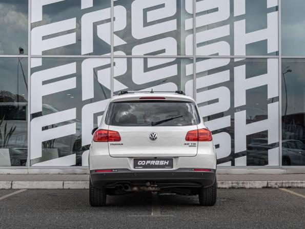 Volkswagen Tiguan I Рестайлинг с пробегом 2013 года, цена 1 020 000 рублей, 176137 км, внедорожник, Автокод Объявления