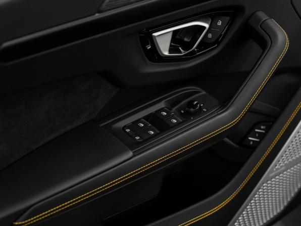 Lamborghini Urus I с пробегом 2022 года, цена 30 530 000 рублей, 29216 км, внедорожник, Автокод Объявления