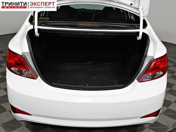 Hyundai Solaris I Рестайлинг с пробегом 2016 года, цена 1 047 000 рублей, 155764 км, седан, Автокод Объявления