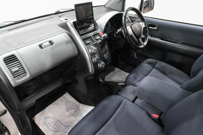 Honda Mobilio Spike I Рестайлинг с пробегом 2007 года, цена 579 000 рублей, 252000 км, компактвэн, Автокод Объявления