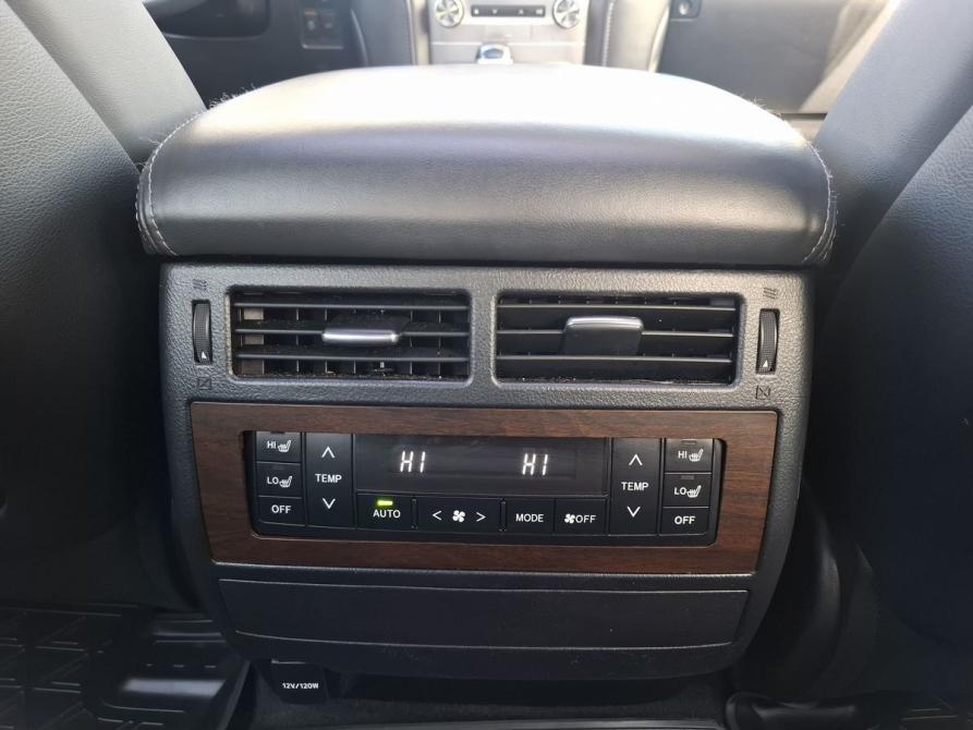 Toyota Land Cruiser 200 Series Рестайлинг 2 Санкт-Петербург  - изображение 31