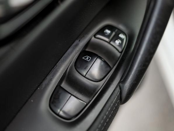 Nissan Qashqai II с пробегом 2015 года, цена 1 499 000 рублей, 101810 км, внедорожник, Автокод Объявления