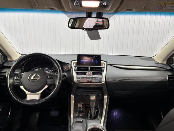 Lexus NX I Рестайлинг с пробегом 2017 года, цена 3 047 000 рублей, 82000 км, внедорожник, Автокод Объявления