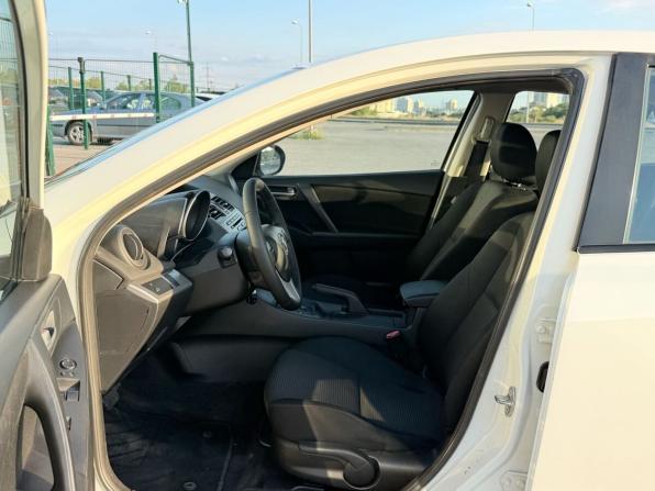 Mazda 3 II (BL) Рестайлинг с пробегом 2012 года, цена 1 130 000 рублей, 90257 км, хэтчбек, Автокод Объявления