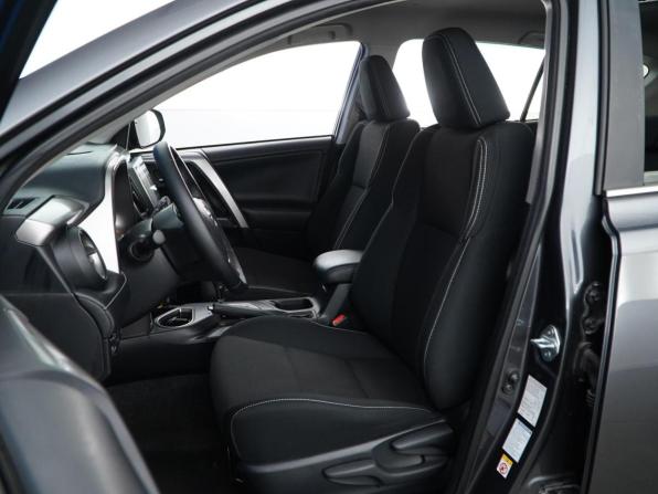 Toyota RAV4 IV (XA40) Рестайлинг с пробегом 2016 года, цена 2 649 077 рублей, 121292 км, внедорожник, Автокод Объявления