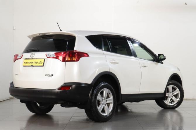 Toyota RAV4 IV (XA40) с пробегом 2013 года, цена 2 069 000 рублей, 155000 км, внедорожник, Автокод Объявления