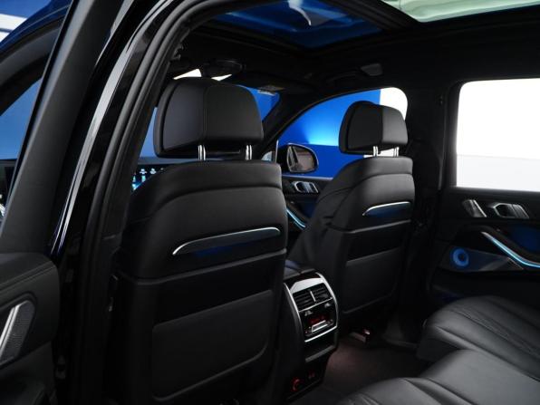 BMW X7 I (G07) Рестайлинг с пробегом 2024 года, цена 12 999 033 рубля, 70823 км, внедорожник, Автокод Объявления