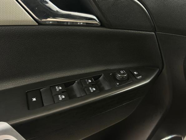 Opel Antara I Рестайлинг с пробегом 2013 года, цена 800 000 рублей, 255837 км, внедорожник, Автокод Объявления