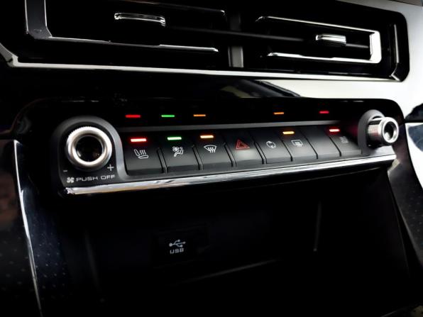 Haval M6 II с пробегом 2023 года, цена 1 725 000 рублей, 49782 км, внедорожник, Автокод Объявления