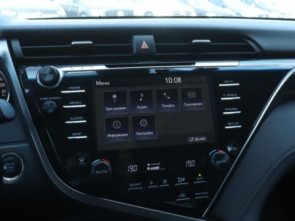 Toyota Camry VIII (XV70) с пробегом 2018 года, цена 2 710 000 рублей, 160263 км, седан, Автокод Объявления