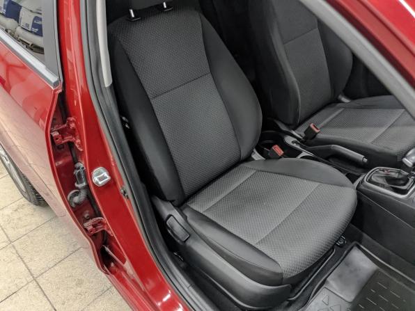 Kia Rio IV Рестайлинг с пробегом 2021 года, цена 1 630 000 рублей, 56582 км, седан, Автокод Объявления